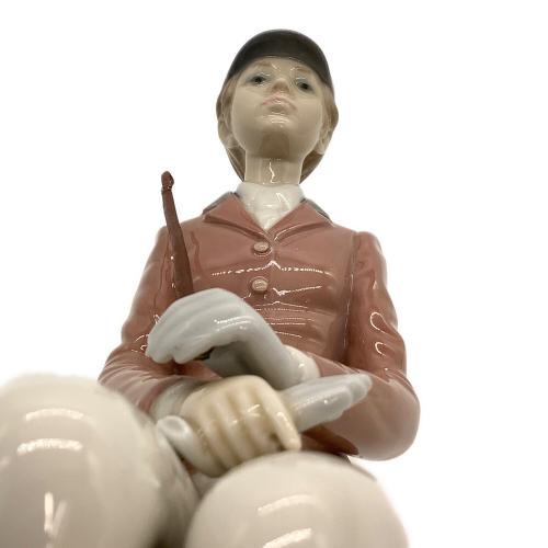 LLADRO (リヤドロ) フィギュリン 女性ジョッキー