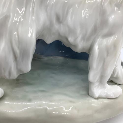 LLADRO (リヤドロ) フィギュリン 「ショールの貴婦人」