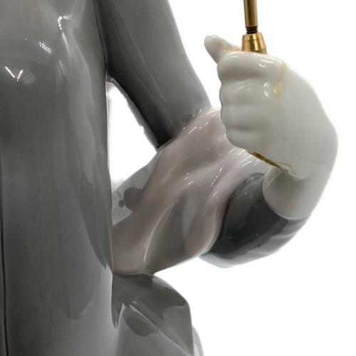 LLADRO (リヤドロ) フィギュリン 「ショールの貴婦人」