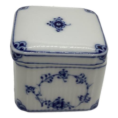 ROYAL COPENHAGEN (ロイヤル・コペンハーゲン) ボンボニエール ブルーフルーテッド