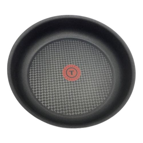 T-Fal (ティファール) インジニオ・ネオ ハードチタニウム・プラス セット9
