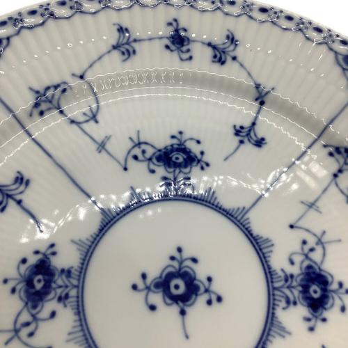 ROYAL COPENHAGEN (ロイヤル・コペンハーゲン) 大皿 27cm ブルーフルーテッド・ハーフレース