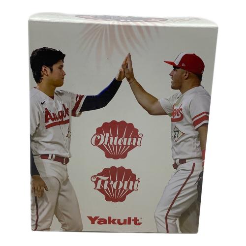 フィギュア DOUBLE BOBBLEHEAD