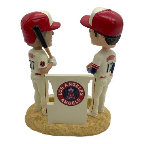 フィギュア DOUBLE BOBBLEHEAD