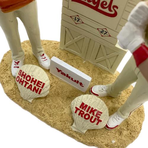 フィギュア DOUBLE BOBBLEHEAD