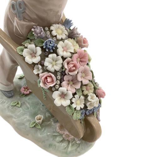 LLADRO (リヤドロ) フィギュリン 花車