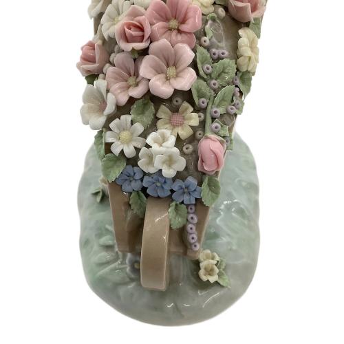 LLADRO (リヤドロ) フィギュリン 花車