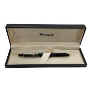 Pelikan (ペリカン) ボールペン マーブルグリーン×ブラック K200