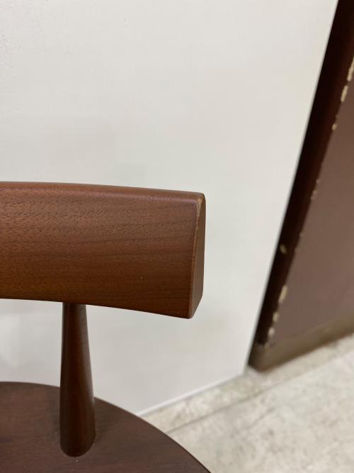 cosine (コサイン) 靴紐を結ぶためのチェア 旭川クラフト工房 ブラウン