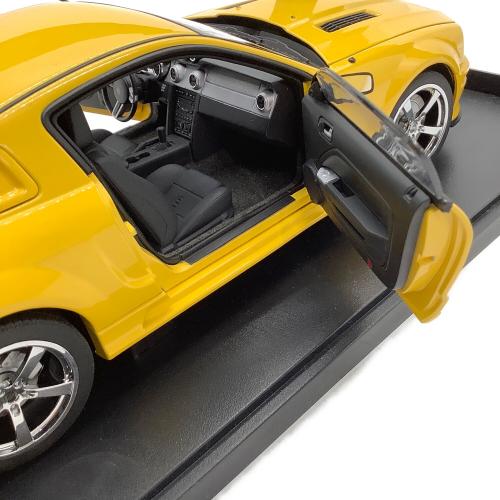 AUTOart (オートアート) 1/18 Saleen Mustang S281 ダイキャストミニカー イエロー