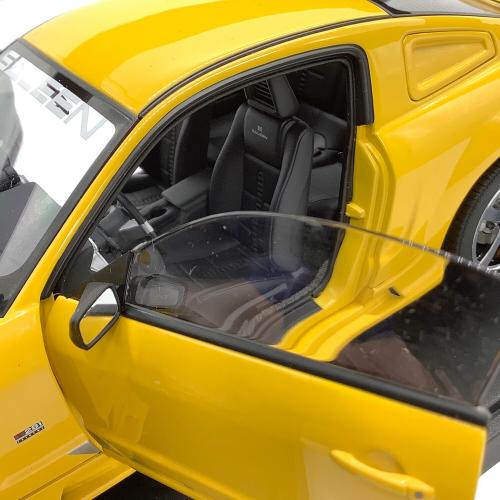 AUTOart (オートアート) 1/18 Saleen Mustang S281 ダイキャストミニカー イエロー