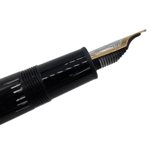 MONTBLANC (モンブラン) 万年筆 4810 ブラック