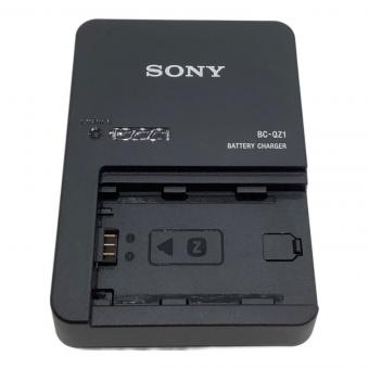 SONY (ソニー) バッテリーチャージャー BC-QZ1 ②