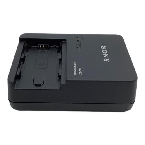 SONY (ソニー) バッテリーチャージャー BC-QZ1 ②