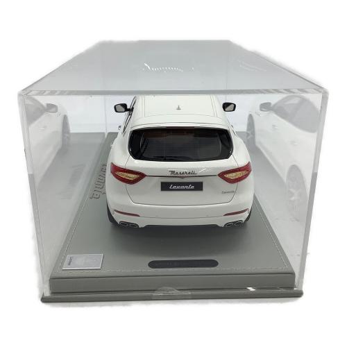maserati (マセラティ) 1:18 Levante White ダイキャストカー