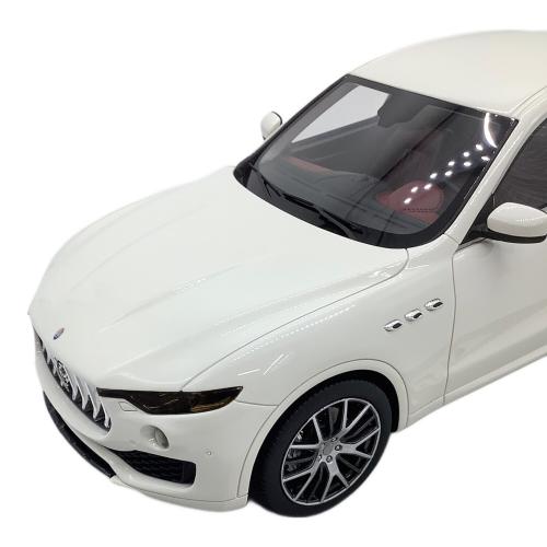 maserati (マセラティ) 1:18 Levante White ダイキャストカー