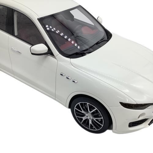 maserati (マセラティ) 1:18 Levante White ダイキャストカー