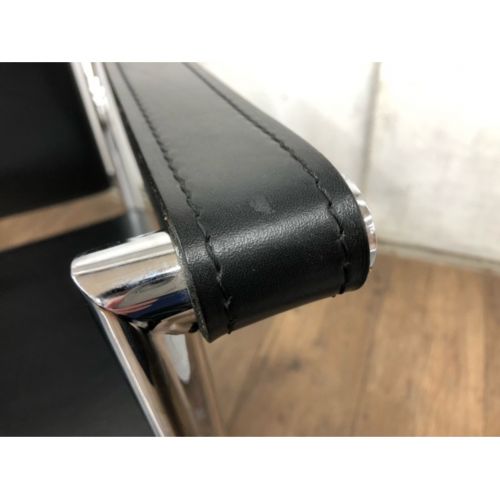 CASSINA (カッシーナ) LC1スリングチェア｜トレファクONLINE