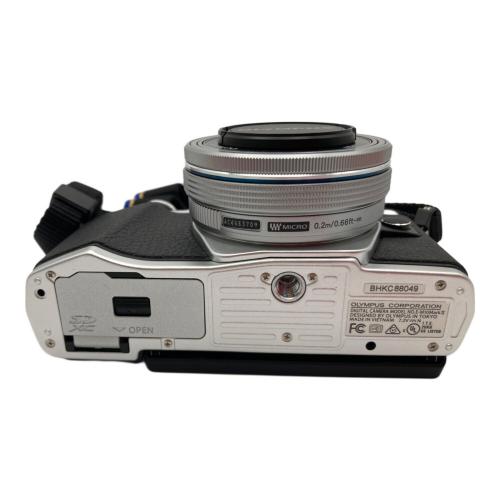 OLYMPUS (オリンパス) ミラーレス一眼レフカメラ ズームレンズセット OM-D E-M10 MARKⅡ 1720万画素 フォーサーズ 専用電池 ISO100～1600 約8.5コマ/秒 1/4000～60秒 BHKC88049