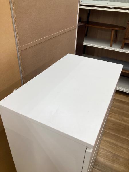 IKEA（イケア）の４段チェスト（ホワイト）です。【トレファク東大阪店】 4段チェスト ホワイト｜トレファクONLINE