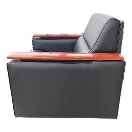 LION (ライオン)  ブラック×ブラウン ｱｰﾑﾁｪｱ S-421AC