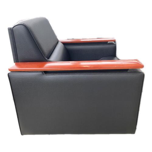 LION (ライオン)  ブラック×ブラウン ｱｰﾑﾁｪｱ S-421AC