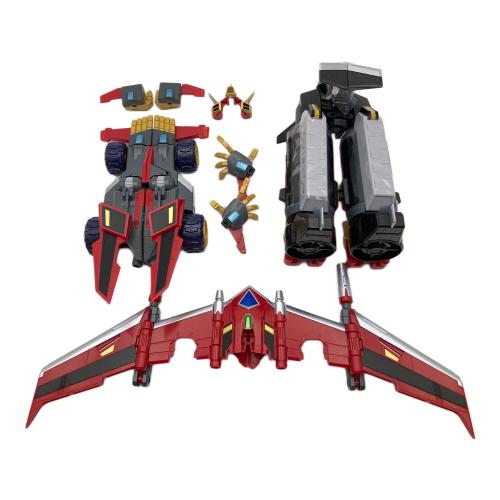 GOODSMILE COMPANY (グッドスマイルカンパニー) フィギュア @ 劇場版 グリッドマン ユニバース 合体竜人DXダイナゼノン