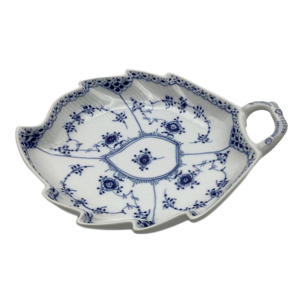 ロイヤルコペンハーゲン　ブルーフルーテッド　リーフディッシュ　アクセサリートレー ROYAL COPENHAGEN (ロイヤル・コペンハーゲン) リーフディッシュ