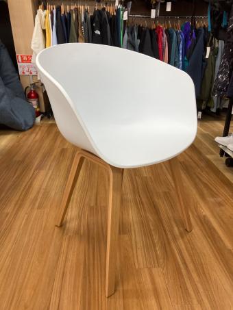 HAY (ヘイ) ダイニングチェアー ホワイト×ナチュラル ABOUT A CHAIR