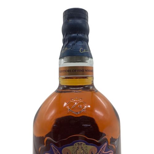 CHIVAS REGAL (シーバスリーガル) ゴールドシグネチャー スコッチウィスキー 18年 700ml