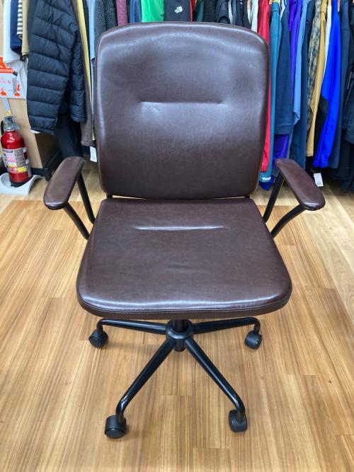 ニトリ デスクチェア Nシールド ブラウン