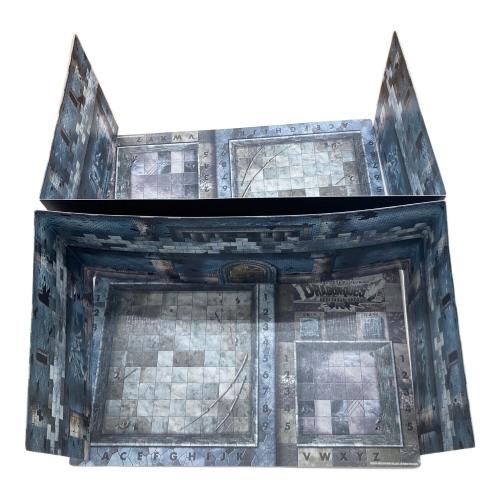 ドラゴンクエスト ドラゴンクエストダンジョンR シール貼り付け済み/冒険の地図一部記載有/箱ダメージ有 @