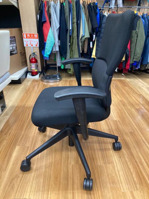 Steelcase (スチールケース) オフィスチェア LBA-1SM マレーシア製 ブラック Let’s Bシリーズ