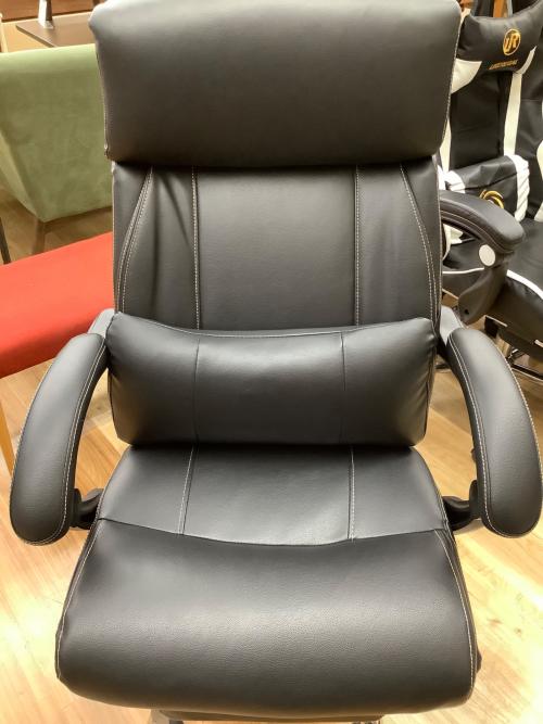 ニトリ オフィスチェア OC702 フットレスト付　ブラック