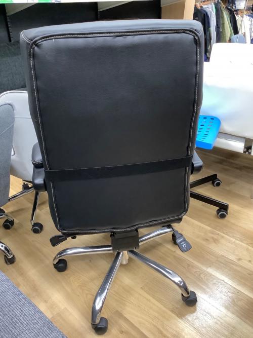 ニトリ オフィスチェア OC702 フットレスト付  ブラック