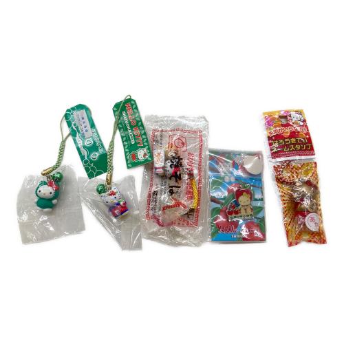 HELLO KITTY (ハローキティ) ご当地ストラップセット サンリオグッズ