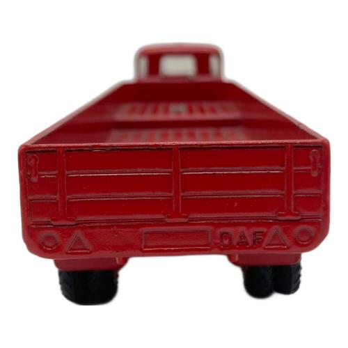 LION CAR DAF Frontstuur Trekker Met Oplegger Nr.33-35 ダイキャストカー