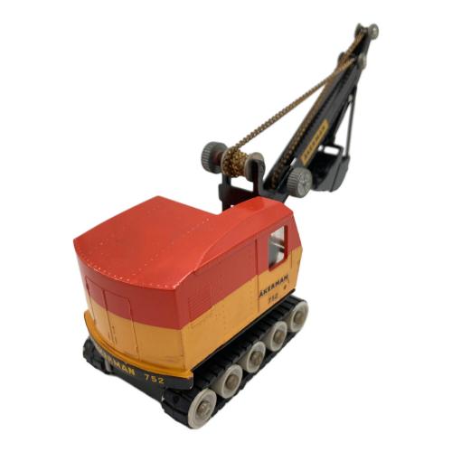 TEKNO (テクノ) AKERMAN 700 ダイキャストカー