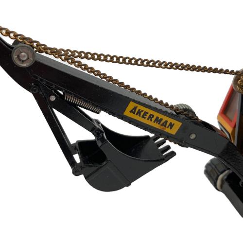 TEKNO (テクノ) AKERMAN 700 ダイキャストカー