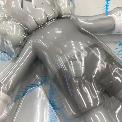 KAWS (カウズ) Vinyl Bath Toy フィギュア @ KAWS HOLIDAY HONG KONG
