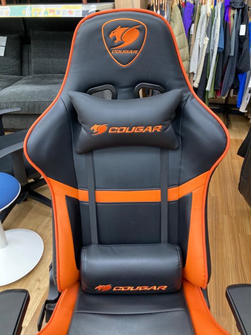 Cougar (クーガ) ゲーミングチェア ブラック×オレンジ