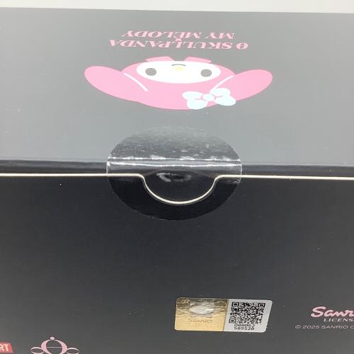 POP MART (ポップマート) MY MELODY×0 SKULLPANDA キャラクターグッズ SKULLPANDA×MY MELODY Plush