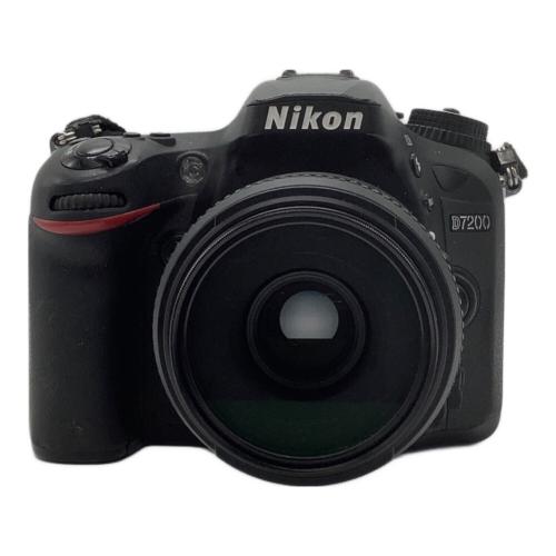 Nikon (ニコン) デジタル一眼レフカメラ D7200