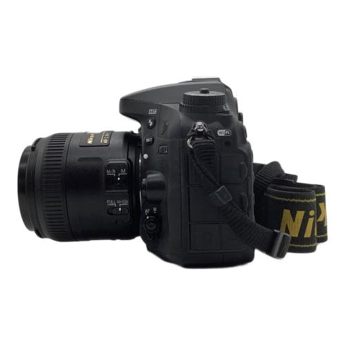 Nikon (ニコン) デジタル一眼レフカメラ D7200
