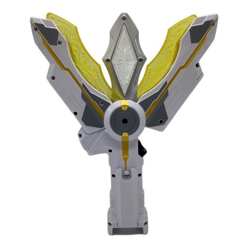 SUPER BEST DXガッツスパークレンス 「ウルトラマントリガー」 ウルトラマン