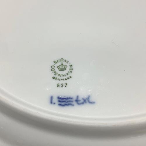 ROYAL COPENHAGEN (ロイヤル・コペンハーゲン) プレート 27cm ブルーフルーテッド・プレイン