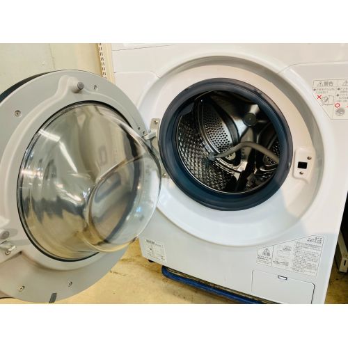 土日は基本大丈夫そうでアイリスオーヤマ　2021年製　乾燥機付き　洗濯機　CDK832