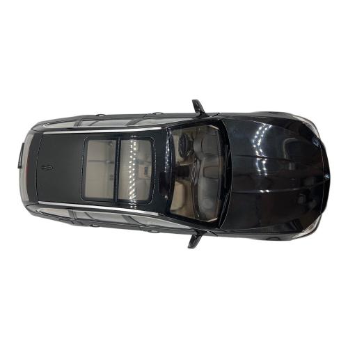 BMW (ビーエムダブリュー) ダイキャストカー 1/18 BMW 5シリーズ 550i F11 ステーションワゴン