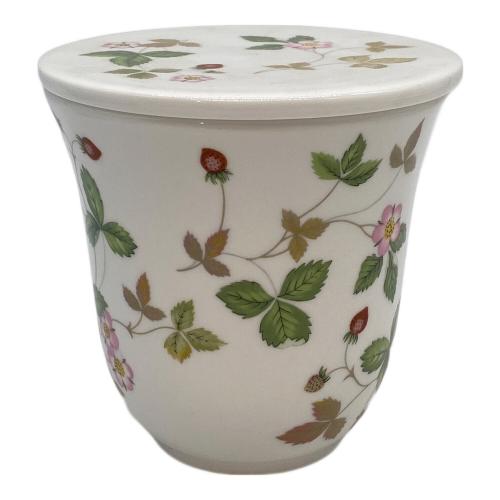 Wedgwood (ウェッジウッド) 蓋付マグカップ ワイルドストロベリー