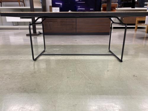 IDEE (イデー)  MACTAN LOW TABLE（マクタン ローテーブル）ベージュ